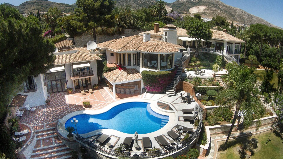 Rancho Domingo Villa | Extravagant Spanish Architecture Ocean View Villa. Huge garden & Heated pool