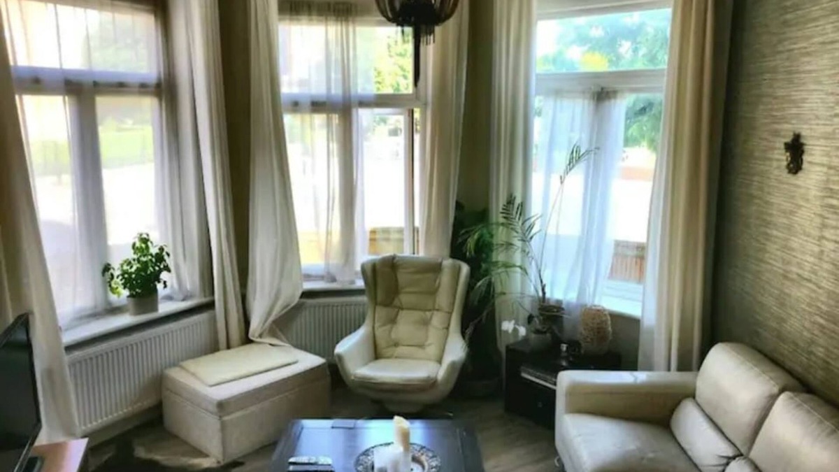 Mapesbury Apartment | Extremely Spacious 1 Bedroom Flat 5 mins from Willesden Green tube & supermarket