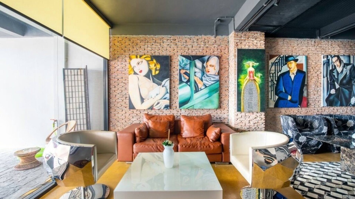 Old City Villa | eye popping old city 2 bedroom duplex at walking street
