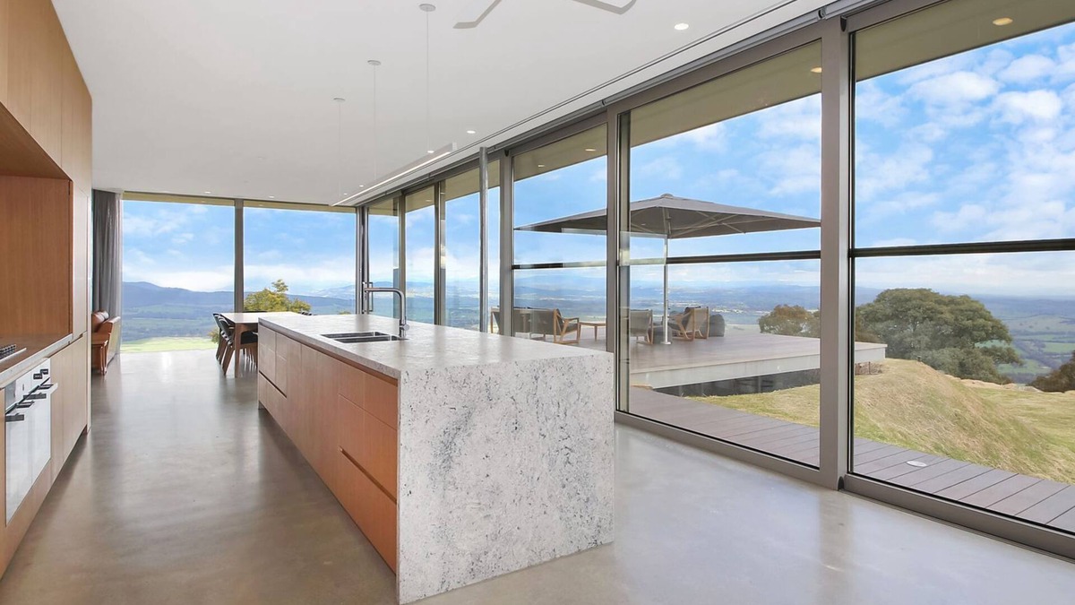 Murmungee House | Eyrie - Beechworth Retreat