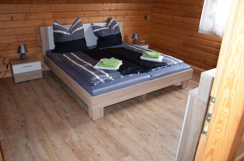 Eisenhuettenstadt Apartment | Fünfeichener Weg 16