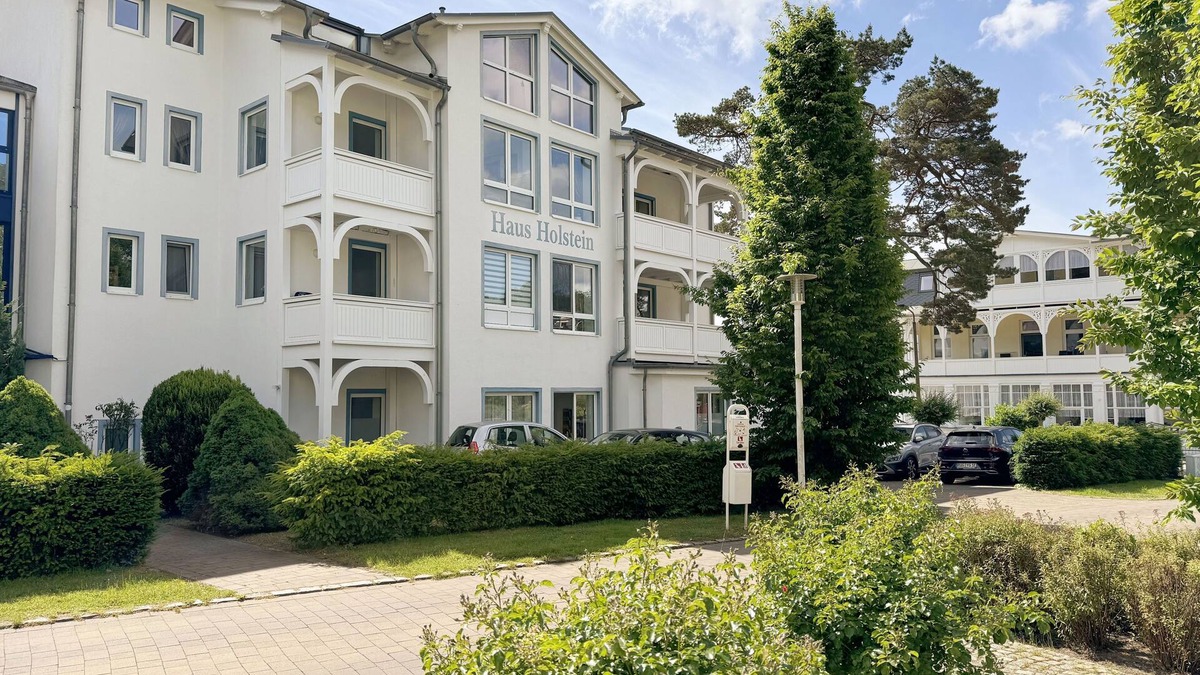 Sellin Apartment | F: House Holstein Whg. 17 with south-facing balcony - House Holstein Whg. 17 with south-facing balcony