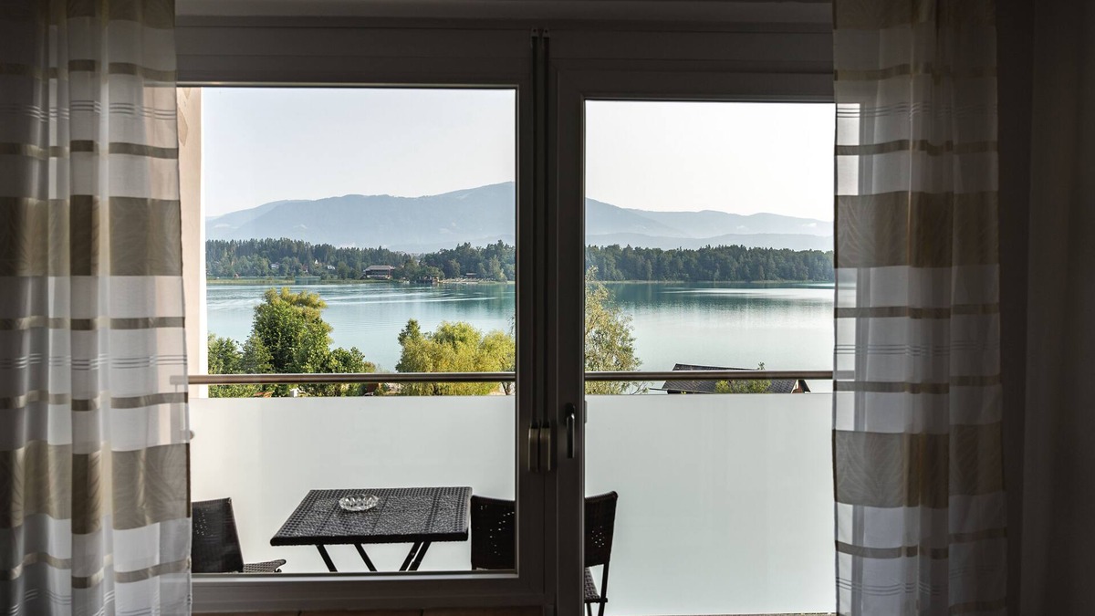 Finkenstein am Faaker See Hotel | Faaker See Inn by S4Y