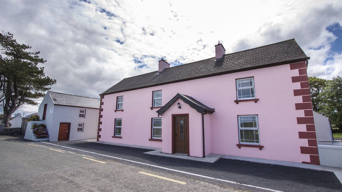 Aughris House | Fab Spacious Pet Friendly Holiday Let At Aughris Sligo