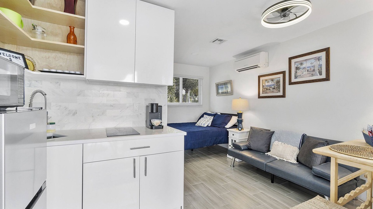Cypress Point Apartment | Fab Studio Efficiency at Pompano Beach Pointe!