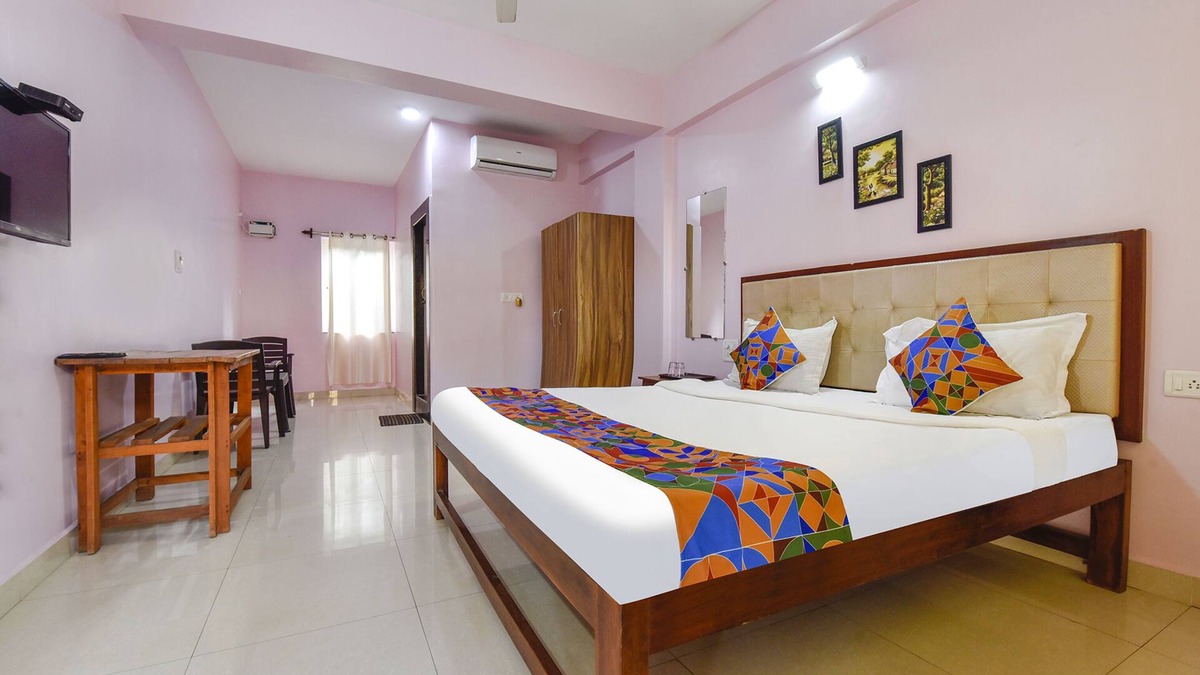 Morjim Hotel | FabExpress Morjim Paradise