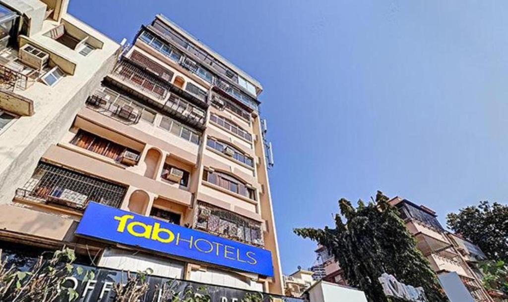Dadar Hotel | FabExpress Sagar Residency