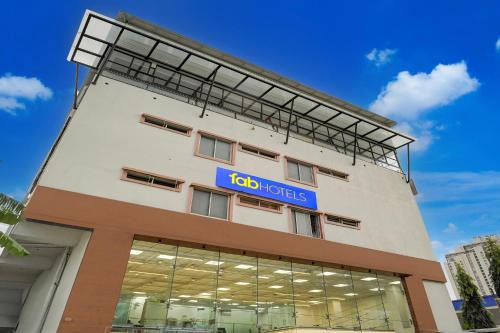 RR Nagar Hotel | FabHotel Ayodhya Comforts