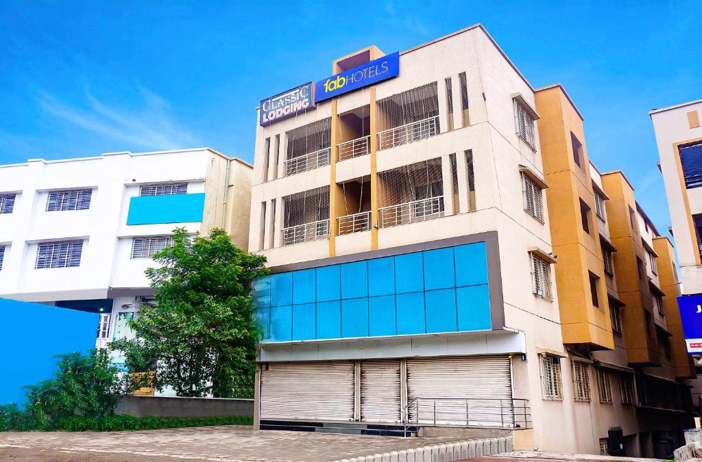 Pune Hotel | FabHotel Classic Executive