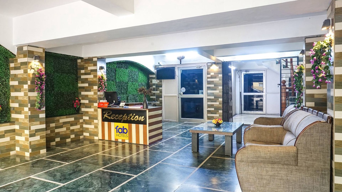 Kalyani Nagar Hotel | Fabhotel Galaxy Residency