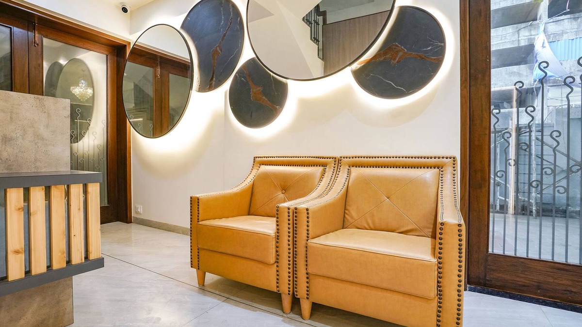 Goregaon West Hotel | Fabhotel Global Spaces