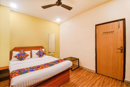 Dankuni Hotel | FabHotel Kamala Inn