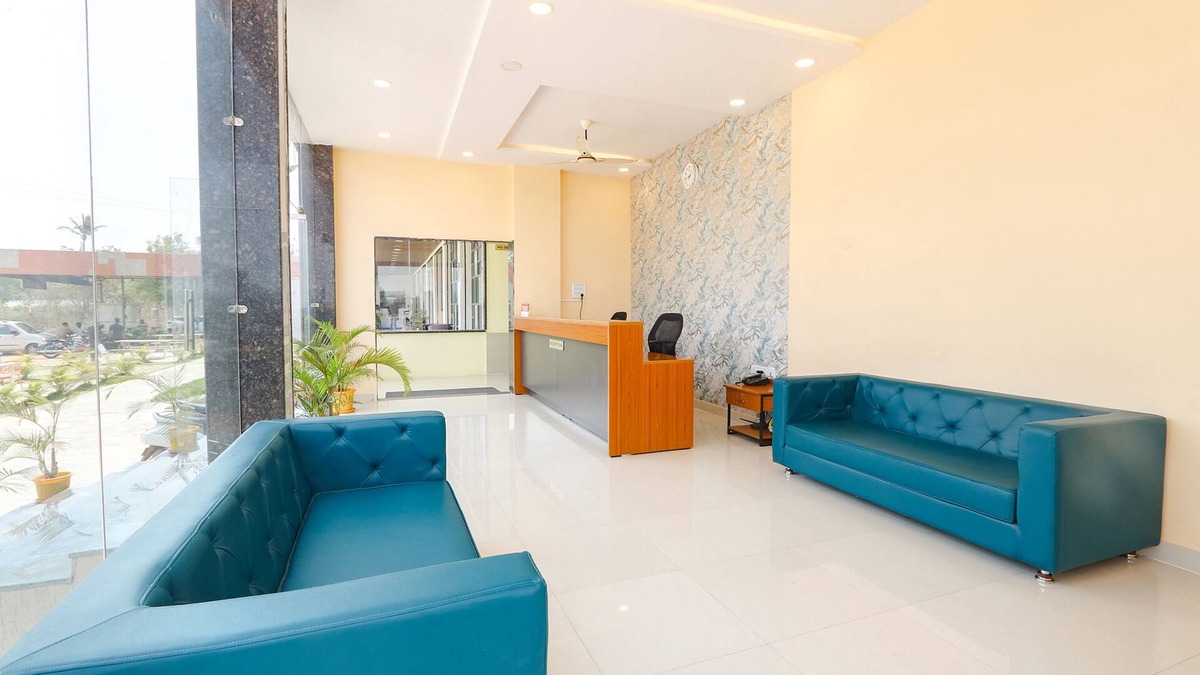 Mahbubnagar Hotel | Fabhotel Mint Park