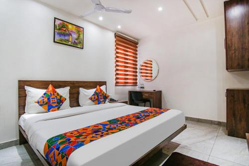 Rohini Hotel | FabHotel Moro Rohini Sector 4