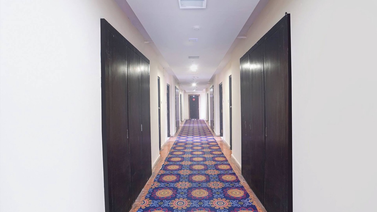 Miyapur Hotel | Fabhotel Namo Stay Inn