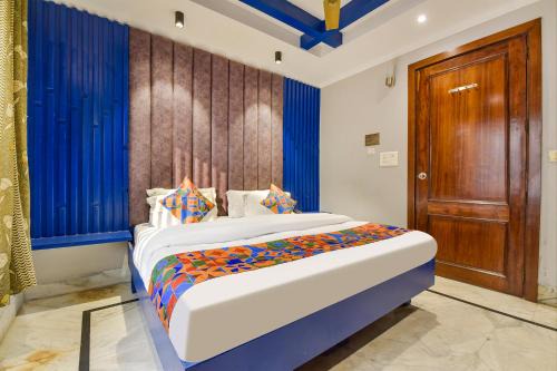 Mayapur Hotel | FabHotel Prem Bihari