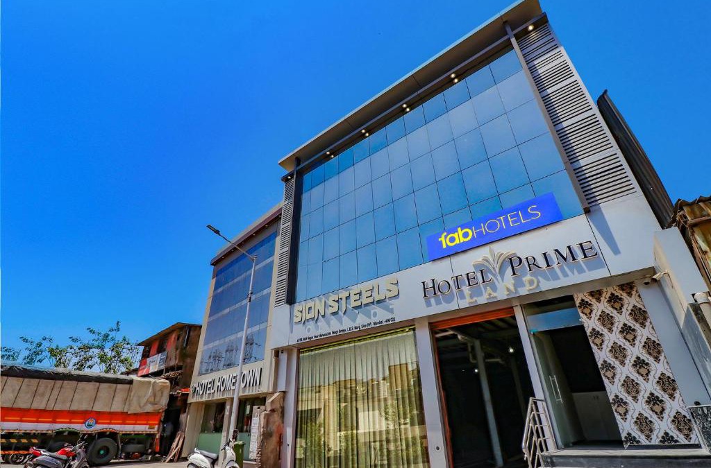 Dharavi Hotel | FabHotel Prime Land - Nr BKC