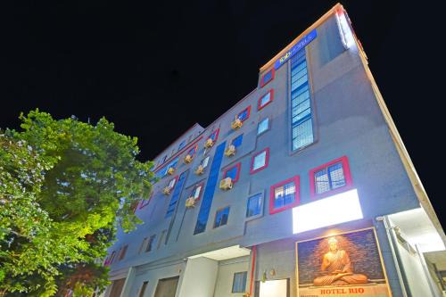 LB Nagar Hotel | FabHotel Rio - Nr Ramoji Filmcity, LB Nagar