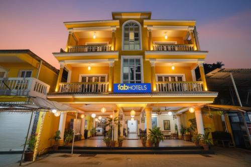 Baga Bed & Breakfast | FabHotel Romeos