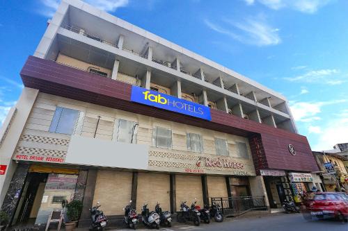 Mira Road East Hotel | FabHotel Shivani Residency - Mira Road