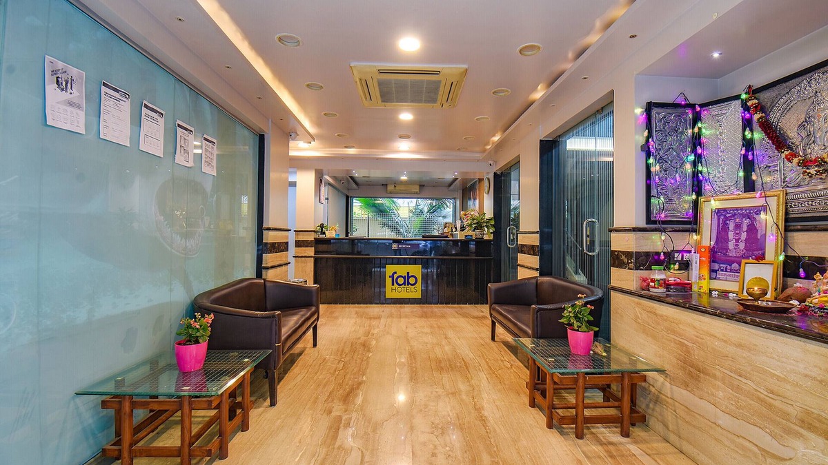 Wakad Hotel | Fabhotel Sr Wakad