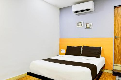 Surat Hotel | FabHotel The Park View