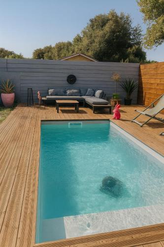 Sadirac Villa | Fabuleuse maison 2 chambres avec piscine entre Bordeaux et saint Emilion