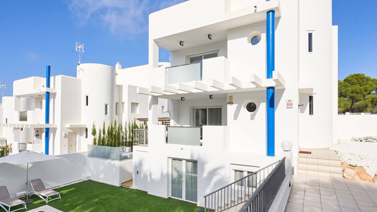 Cala Vadella Villa | Fabulous modern Villa, 10 min walking from Cala Vadella, private swimming pool.
