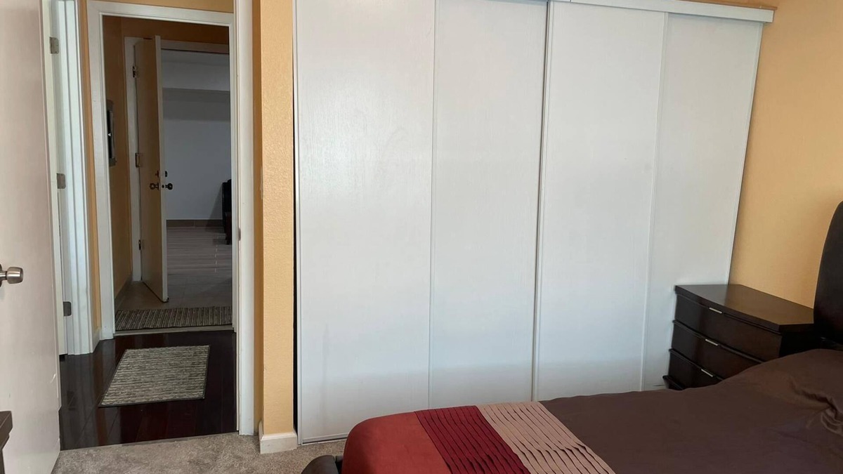Hercules Apartment | Fabulous 1 bedroom apartment in Hercules