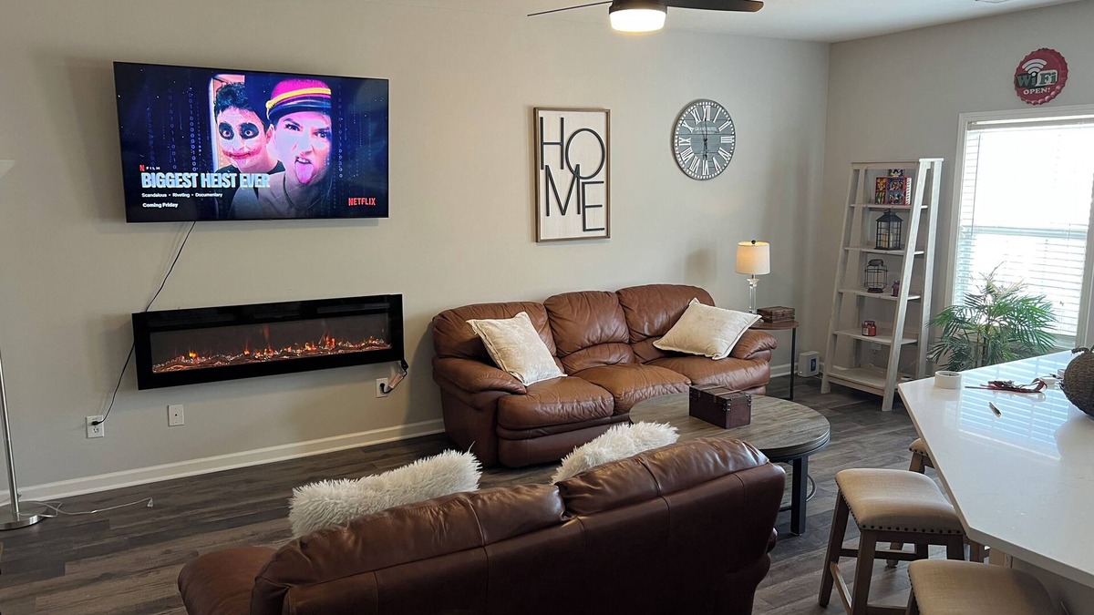 Braselton House | Fabulous 3-bedroom townhome with WiFi and AC in Braselton/chateau elan area