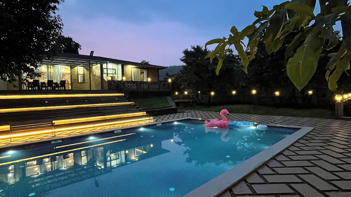 Sakri Villa | Fabulous 4-bedroom villa with PRIVATE POOL Dhamandhar, Pawna
