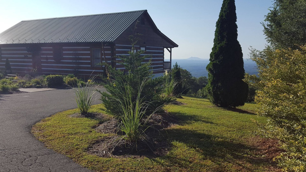 Cana Cabin | Fabulous cabin with extraordinary view 7NC/VA counties