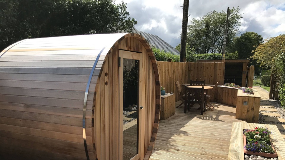 St Fillans House | Fabulous cottage with sauna, log cabin and wifi - all within conservation area