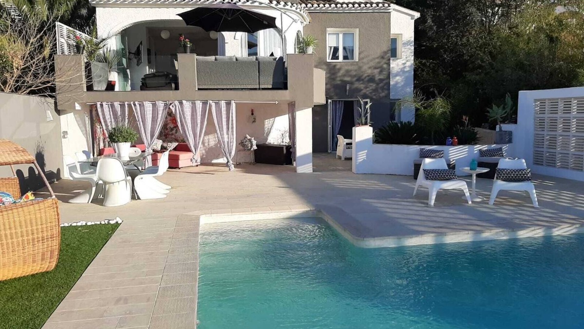 Orba Villa | Fabulous detatched Villa in a great location