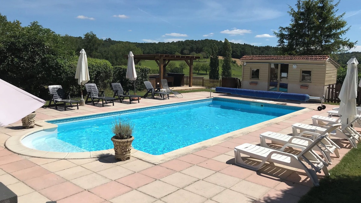 Grand-Brassac Other | Fabulous location- farmhouse & pretty cottage with private heated pool & sauna