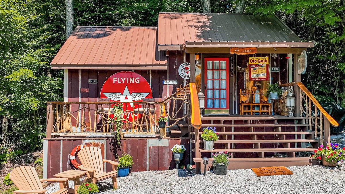 Tellico Plains Cabin | Fabulous Shack in the heart of Tellico Plains.