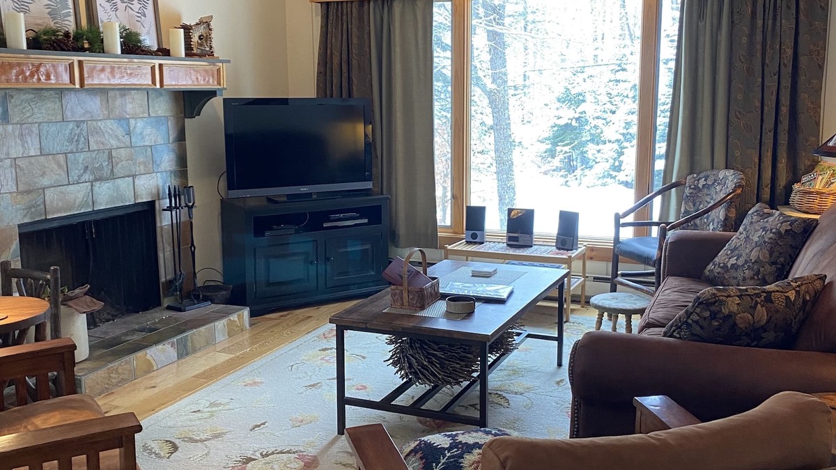 Lake Placid Condo | FABULOUS VALUE IN LAKE PLACID: Golf, Tennis, Lakeside Hiking, Skiing