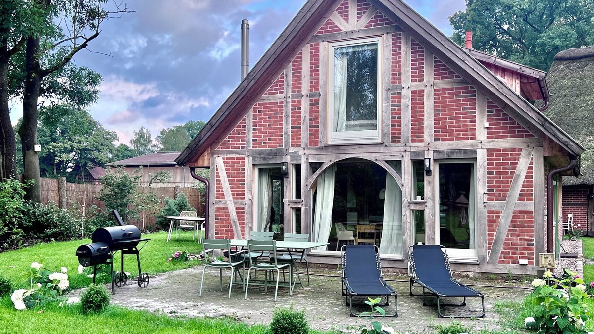Trebel House | Fachwerk Feriencottage NEU Saniert in 2024 Nähe Nemitzer Heide und Gartower See