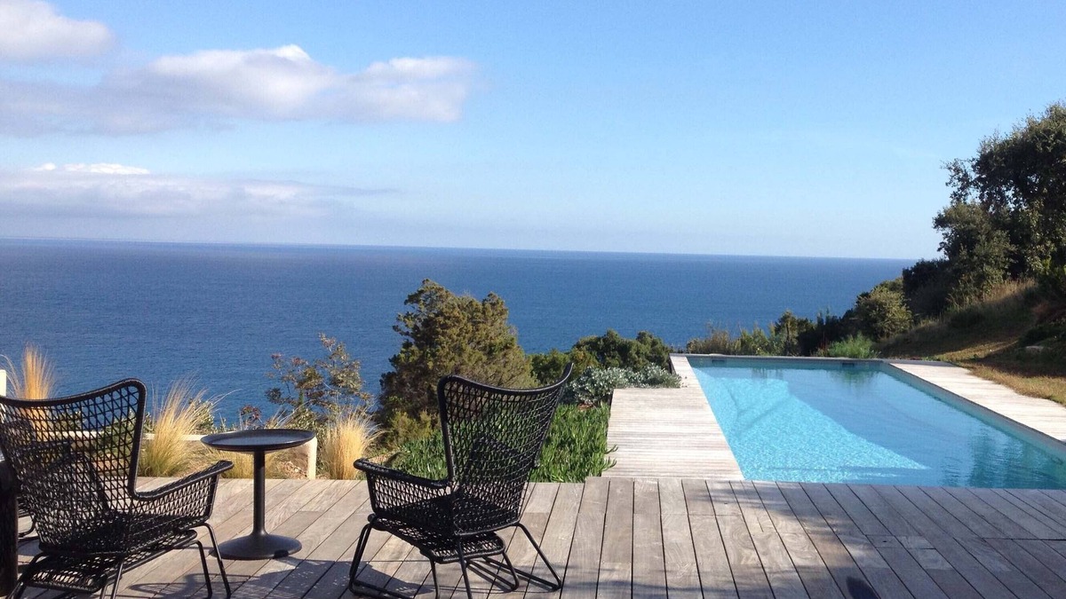 Pinarellu Villa | Facing the sea, air-conditioned villa for 10 people, with spa and secure heated pool