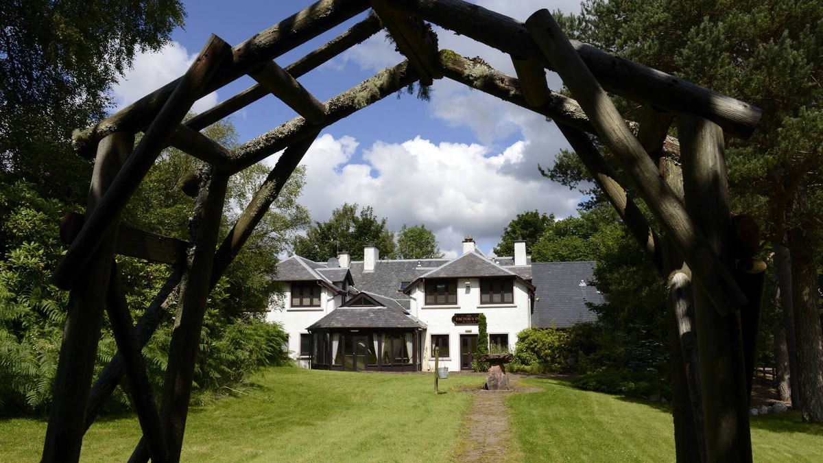 Torlundy House | Factors Inn & Cottage