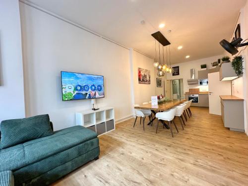 Prenzlauer Berg Apartment | fairAPART 5 rooms, 2 baths, 120sq m Prenzlauer Berg