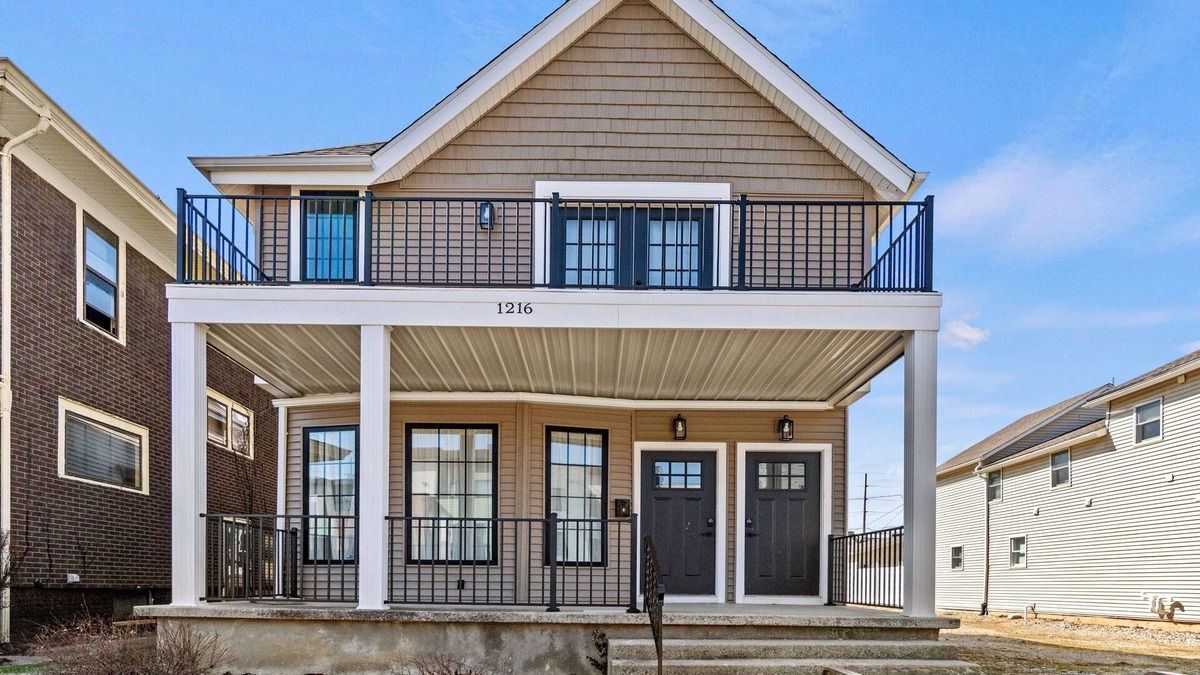 West Central Apartment | Fairfield Ave #2- Upstairs Unit