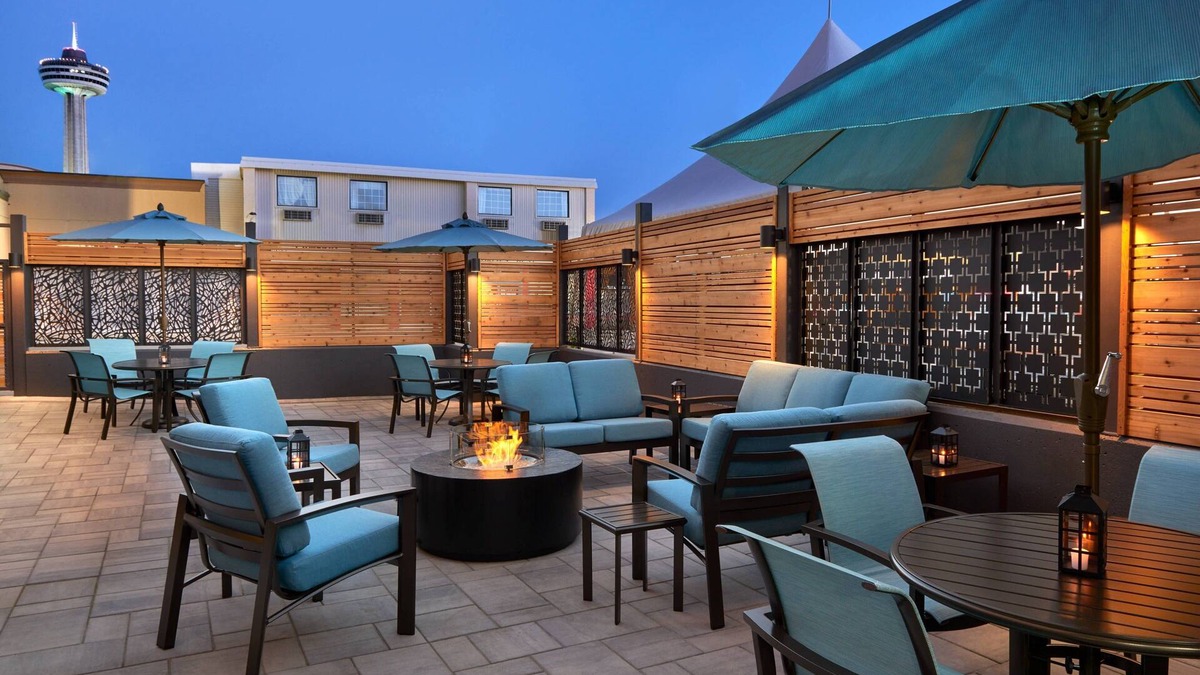 Fallsview Hotel | Fairfield by Marriott Niagara Falls, Canada
