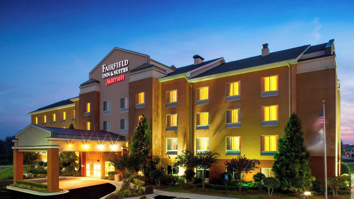 McDonough Hotel | Fairfield Inn and Suites by Marriott Atlanta McDonough