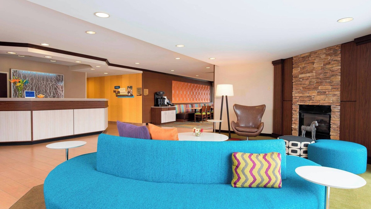 St. Charles Hotel | Fairfield Inn and Suites By Marriott St Charles