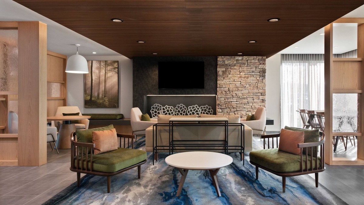Chino Hotel | Fairfield Inn by Marriott & Suites Chino