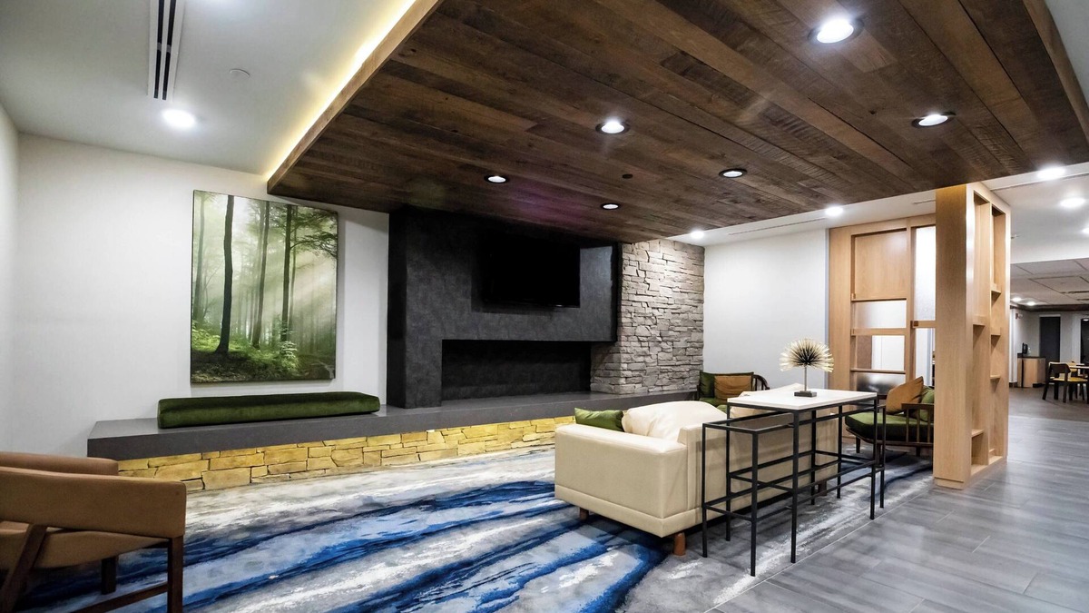 Fairgrounds Hotel | Fairfield Inn & Suites by Marriott Louisville Airport