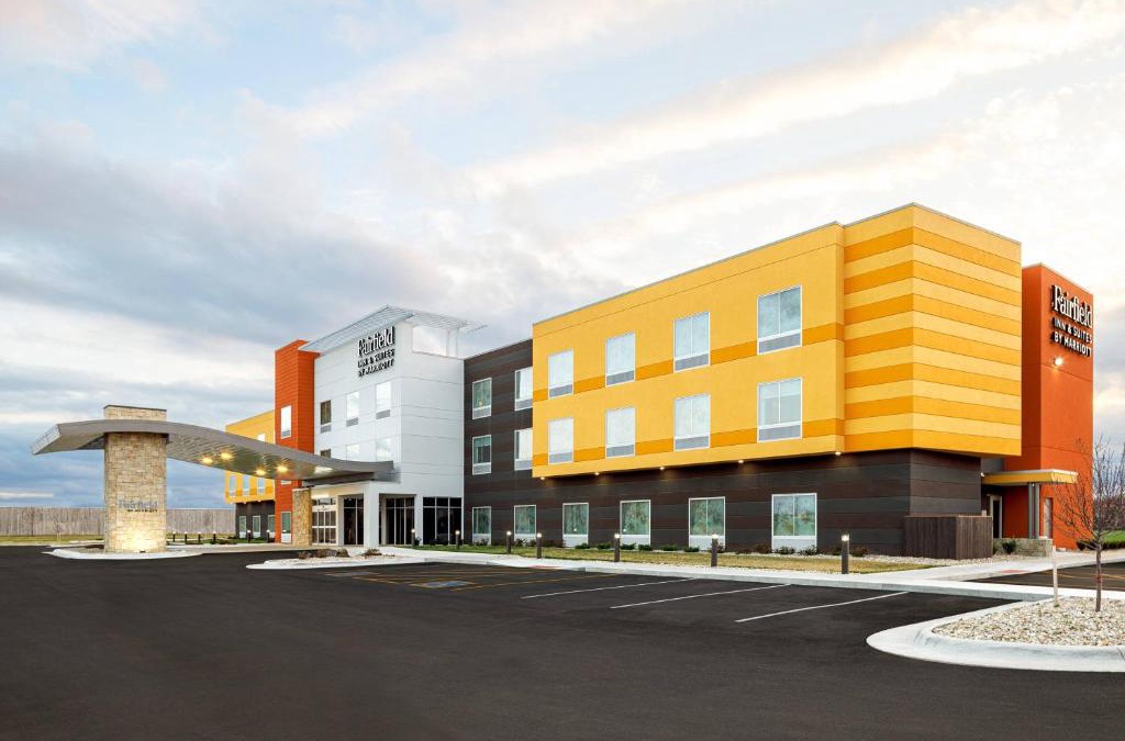 Salina Hotel | Fairfield Inn & Suites by Marriott Salina