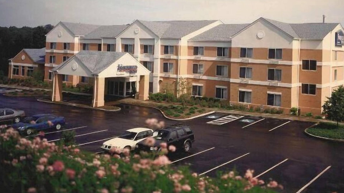 Butler Hotel | Fairfield Inn & Suites by Marriott Butler