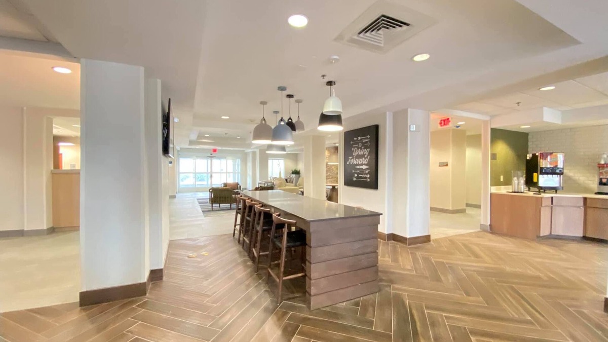 Lacy-Lakeview Hotel | Fairfield Inn & Suites by Marriott Waco North